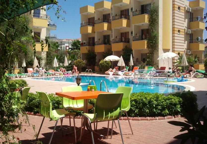 Summer Rose Hotel Side Buitenkant foto