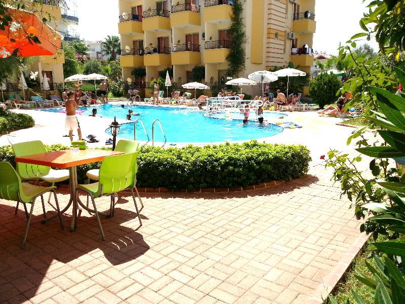 Summer Rose Hotel Side Buitenkant foto