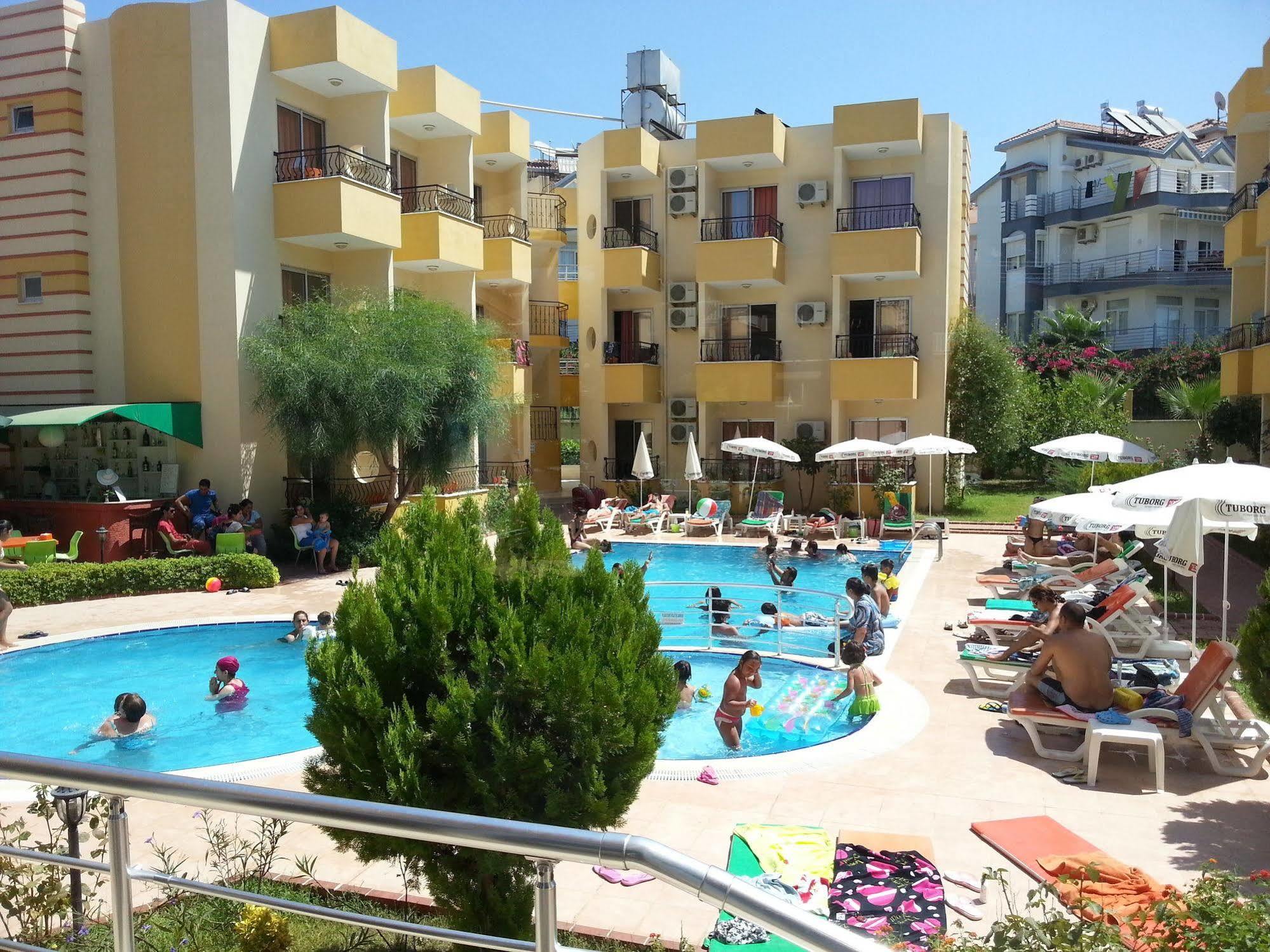 Summer Rose Hotel Side Buitenkant foto