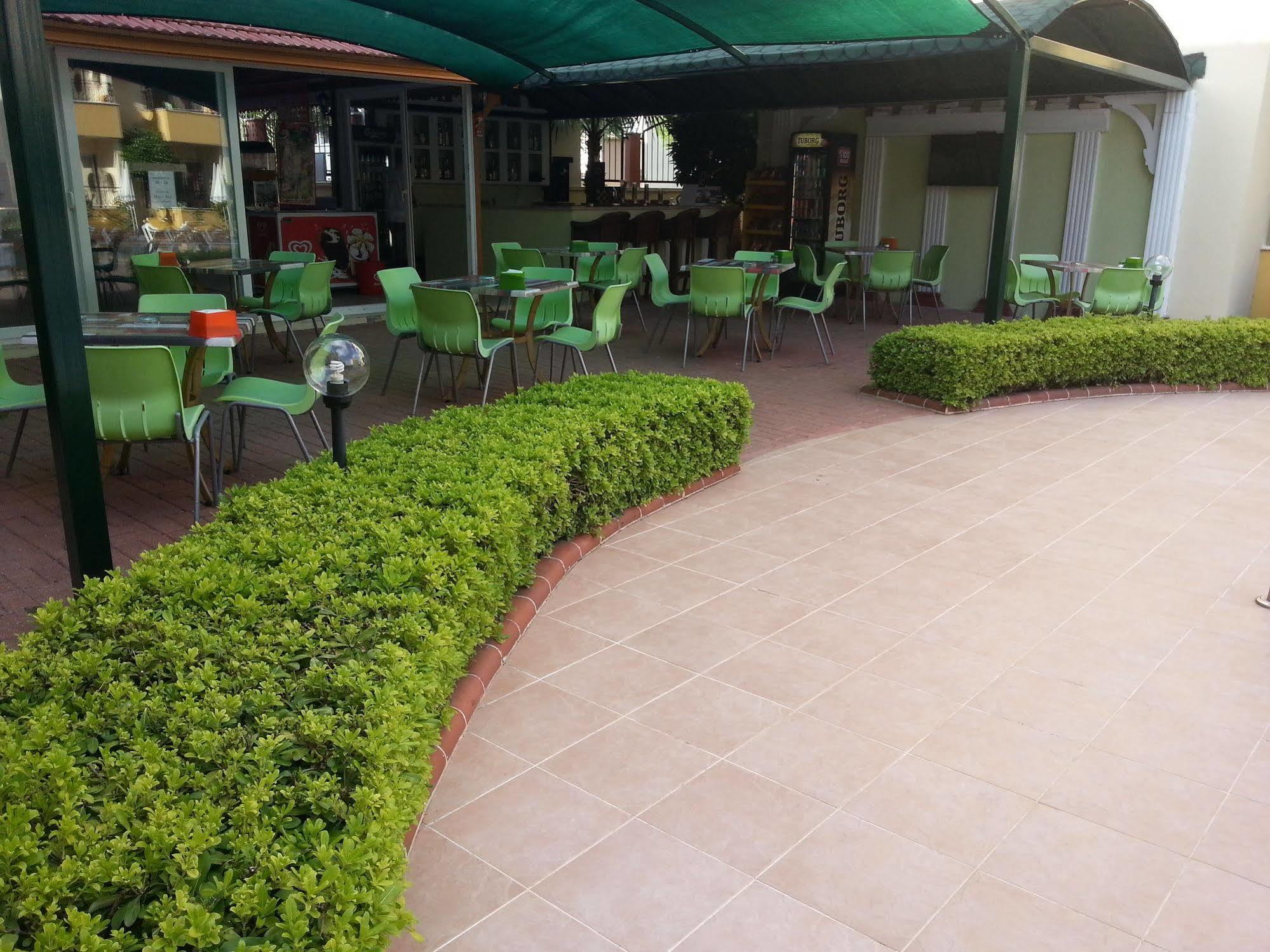 Summer Rose Hotel Side Buitenkant foto